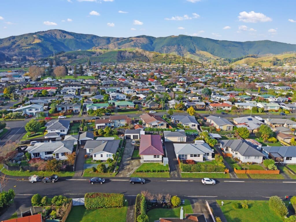 1/7 Tennyson Crescent, Stoke