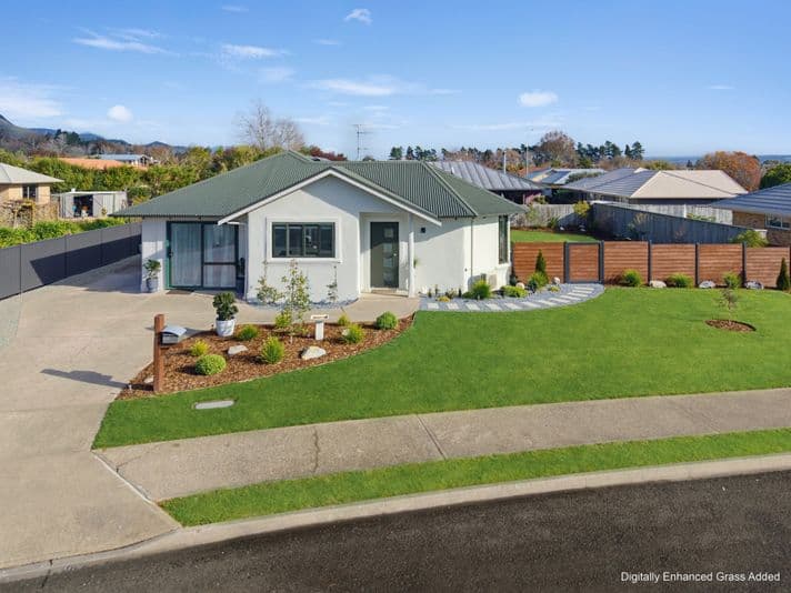 16 Saint James Avenue, Richmond